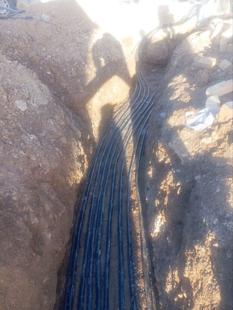 اجرای پروژه برق‌رسانی بخشی از واحدهای مسکن ملی – زمستان ۱۴۰۴ (14)